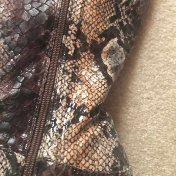 Snake print boots - Picture 6 of 7